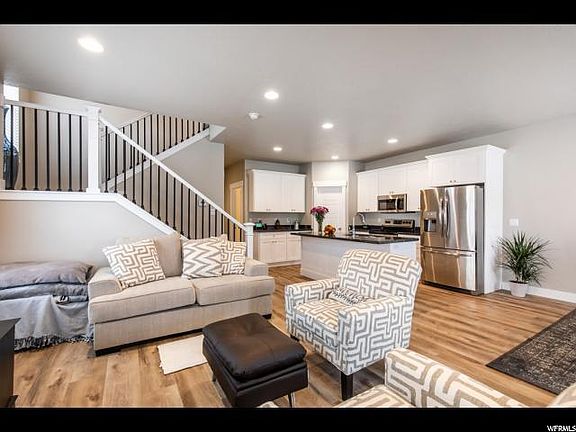 4th image of 2524 N Cormac Pl