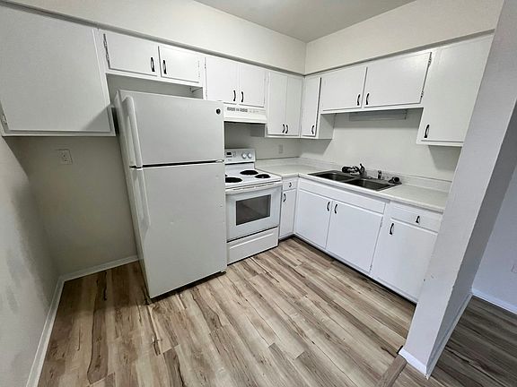 3rd image of 23 S River St #5