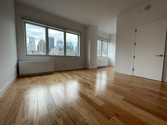 Rented by FirstService Realty (legacy) | media 25