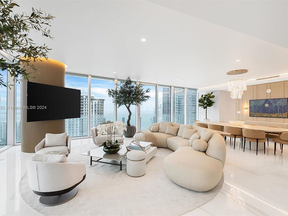 1st image of 30 SE 1st Ave #1