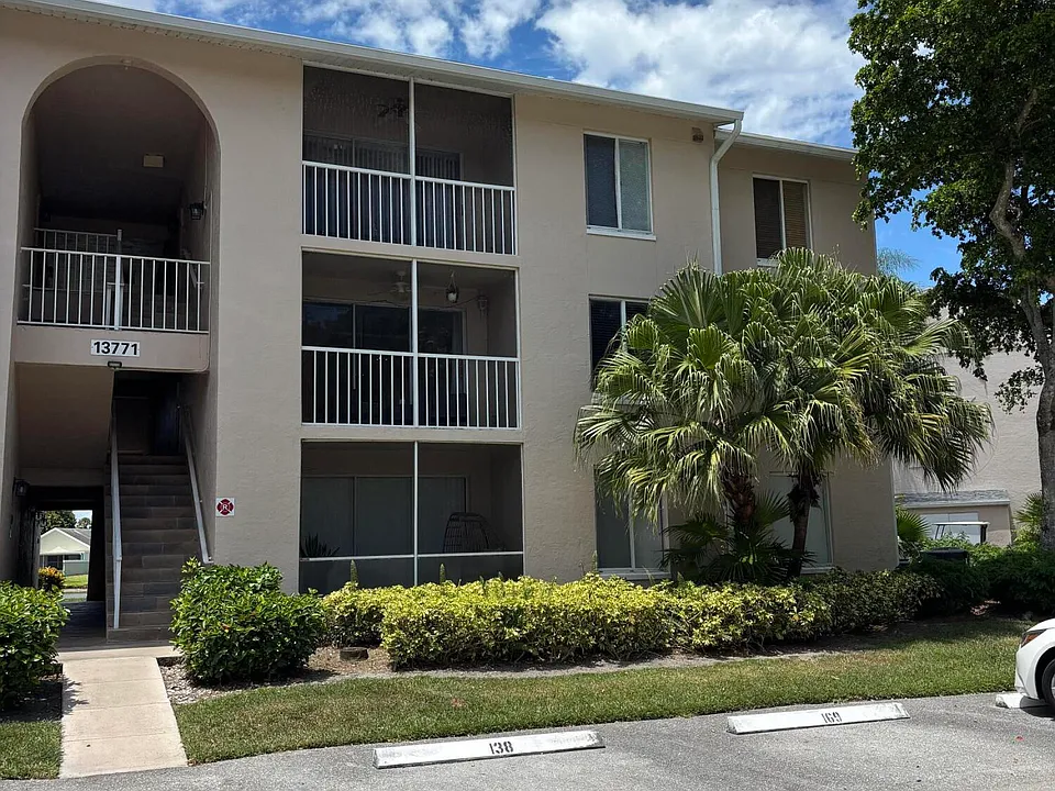 13771 Oneida Dr #G2