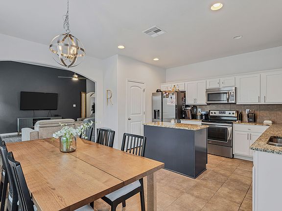 3rd image of 2816 MISTYWOOD LN