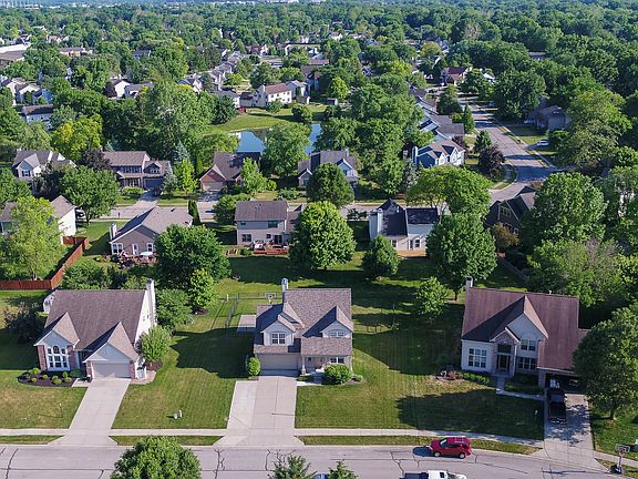 3rd image of 8453 Ardennes Dr