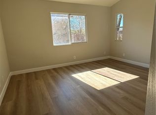 722 E Ave #J6, Lancaster, CA 93535