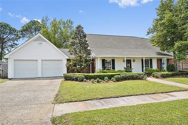 1st image of 645 Carmenere Dr