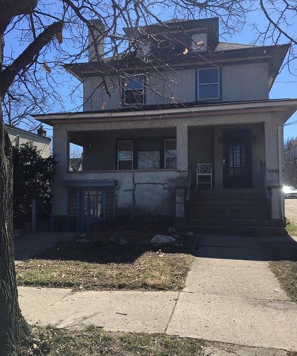 1st image of 907 W South St #2