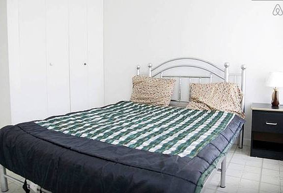 5th image of 308 E 105th St #2