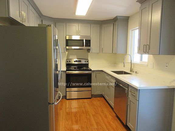 3rd image of 22448 Salem Ave APT 3