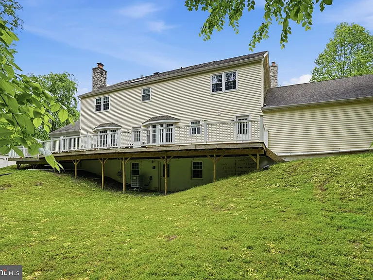 1316 Heller Dr — Photo 64