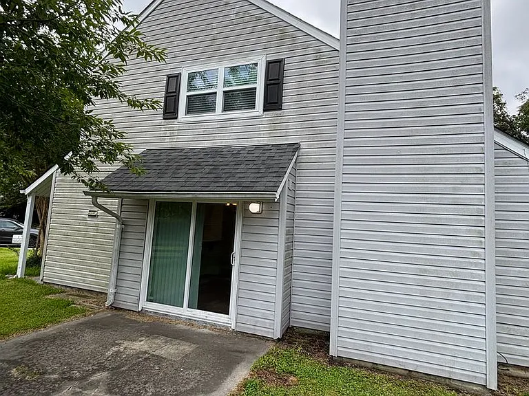 124 E Saltwood Pl — Photo 26