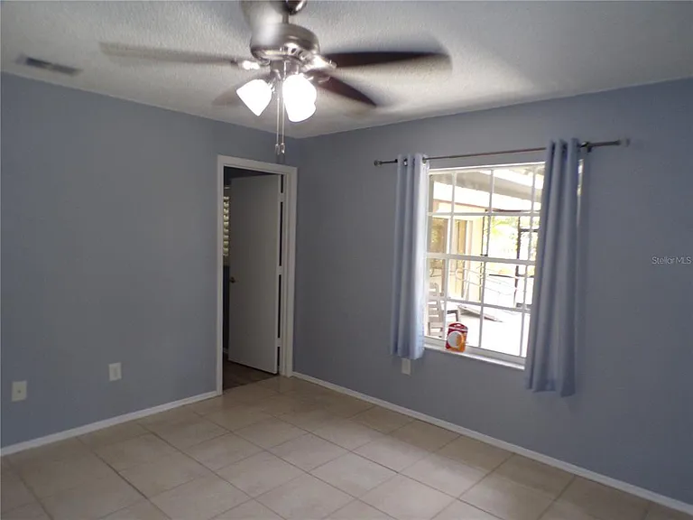 18407 Avon Ave — Photo 25