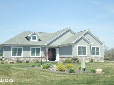 5631 Clubhouse Dr, Burlington, IA, 52601