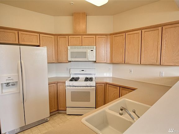 4th image of 19412 48th Ave W Unit 210