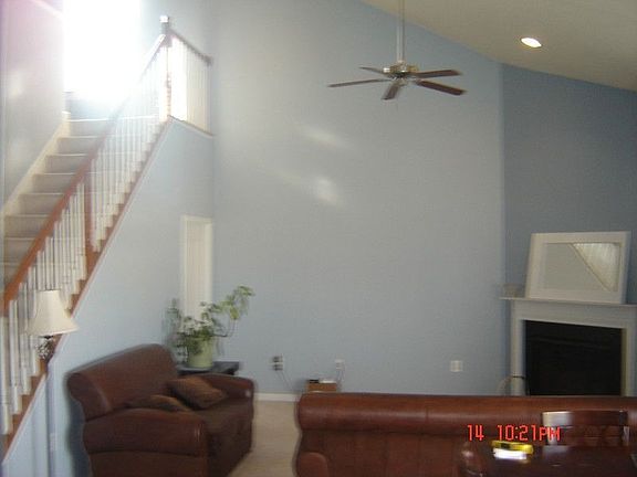 3rd image of 101 Dornach Ct