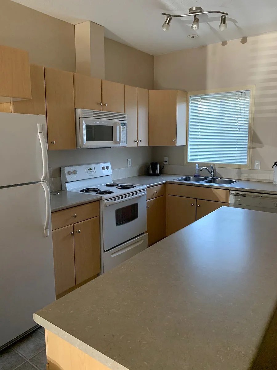 Photo 2 of 7 - 200 Lougheed Dr #6103 - Fort McMurray, AB Building Photo - 200 Lougheed Dr #6103