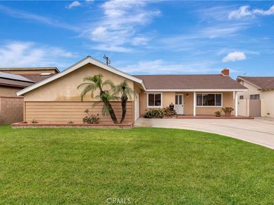 15691 Swan Ln, Huntington Beach, CA, 92649