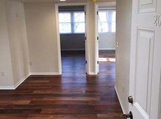 109 S Concord Rd APT 202, Oconomowoc, WI 53066