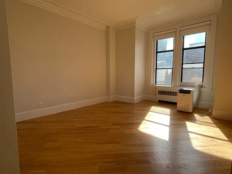 271 Dartmouth St #5G — Photo 8