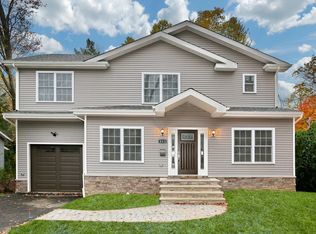 511 Bryant Pl, River Vale, NJ 07675