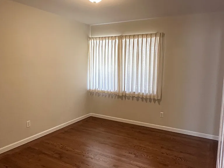 515 Chestnut St #104 — Photo 11