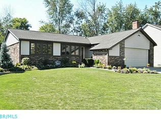 3583 Rochfort Bridge Dr, Columbus, OH 43221