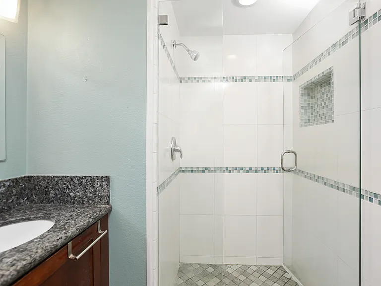 1403 E Chalynn Ave — Photo 25