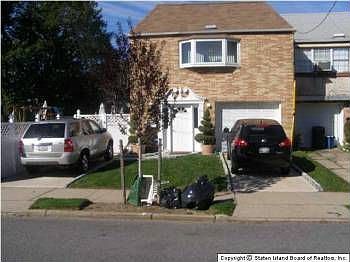 2nd image of 322 Lake Ave #E