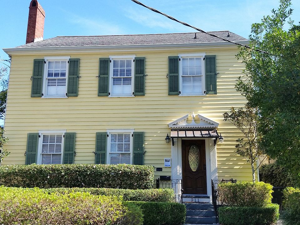 1st image of 211 Bellaire Dr