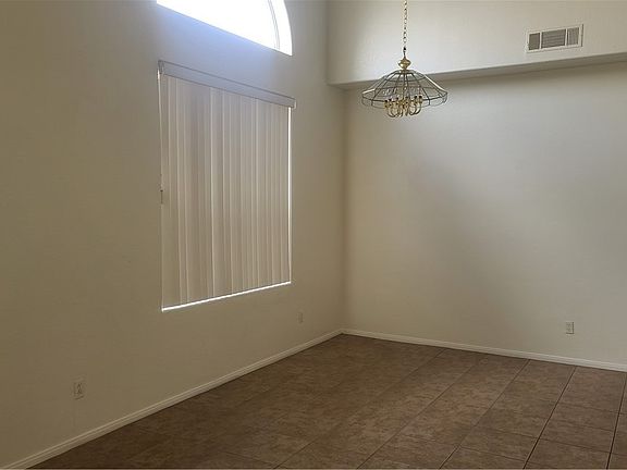 3rd image of 3120 Pismo Beach Dr