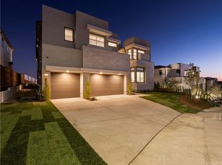 20406 W Birmingham Way, Northridge, CA 91326