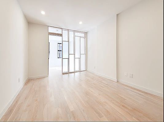 5th image of 212 Lafayette St APT 4d