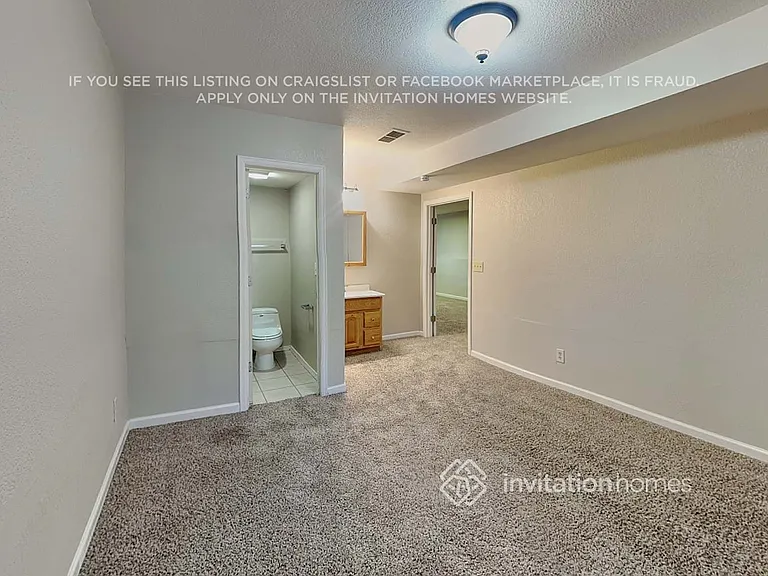 4752 S Yampa St — Photo 8
