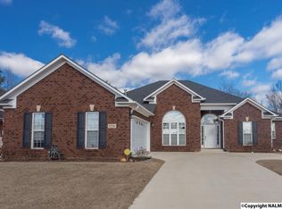 156 Appleberry Ln, Harvest, AL 35749