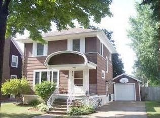 831 Howard St, Green Bay, WI 54303