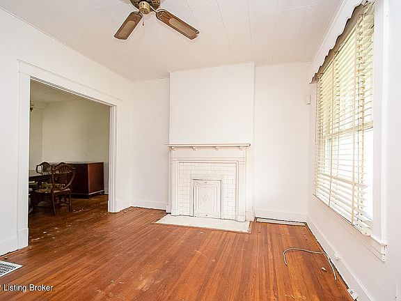 3rd image of 1764 W Hill St