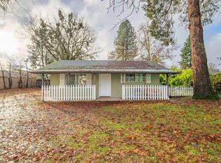 311 SW Bridge St, Grants Pass, OR 97526