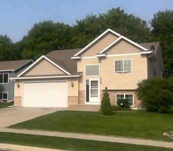 3657 46th Ave NW, Rochester, MN, 55901