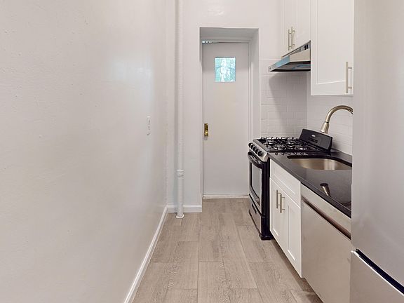 4th image of 337 E 90th St APT 1B