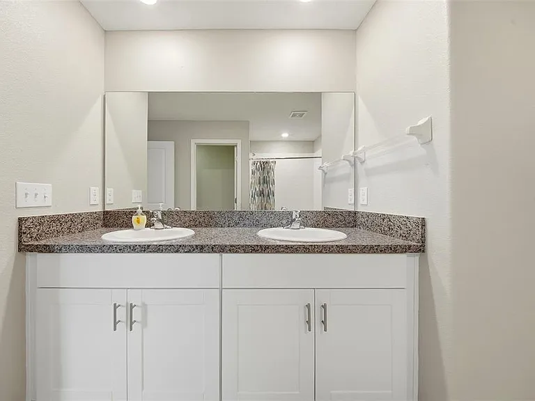 15617 Charr Island St — Photo 23