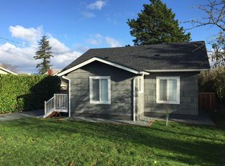 2005 L Ave, Anacortes, WA 98221