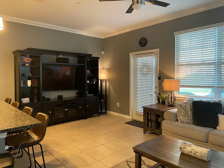 880 Taramundi Dr — Photo 8