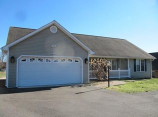 1605 Mountain View Rd, Vinton, VA 24179