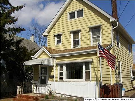 3rd image of 117 Wood Ave