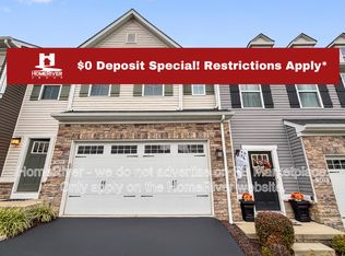 1423 Deer Creek Crossing Dr, Canonsburg, PA 15317