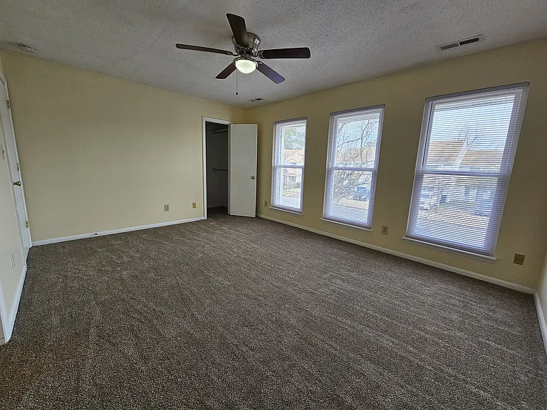 731 Woodbox Dr — Photo 14