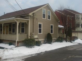 31 London St #ST4A, East Greenwich, RI 02818