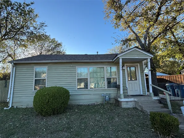 1455 Honor Dr, Desoto, TX 75115