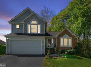 3469 Lacrosse Ct, Woodbridge, VA 22193