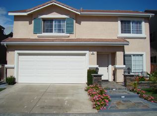 70 Linhaven, Irvine, CA 92602