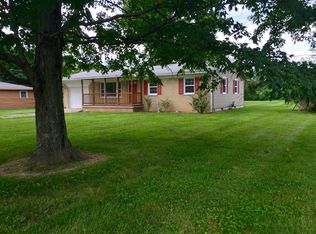 872 W Walser Rd, Shelbyville, IN 46176